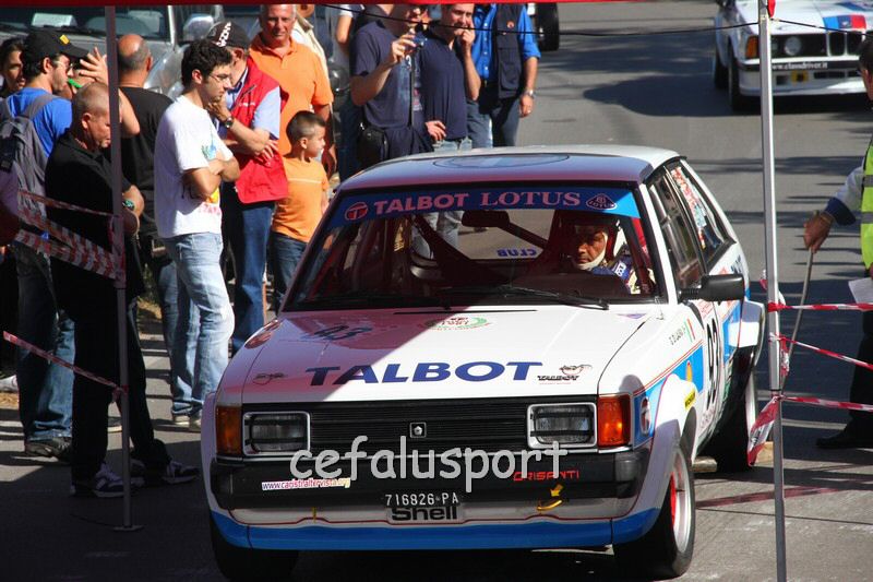 121007 sport 270_tn.jpg
